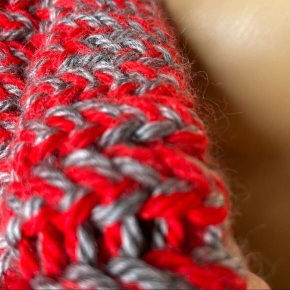 Red and Gray Hand Knitted Handmade Skull Cap Beanie Hat - Picture 6 of 6